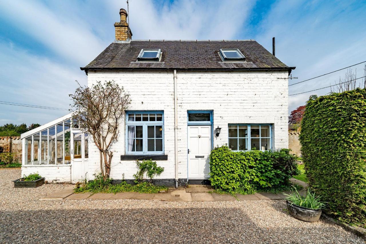 Robins Nest Cottage Blairgowrie and Rattray Exterior photo